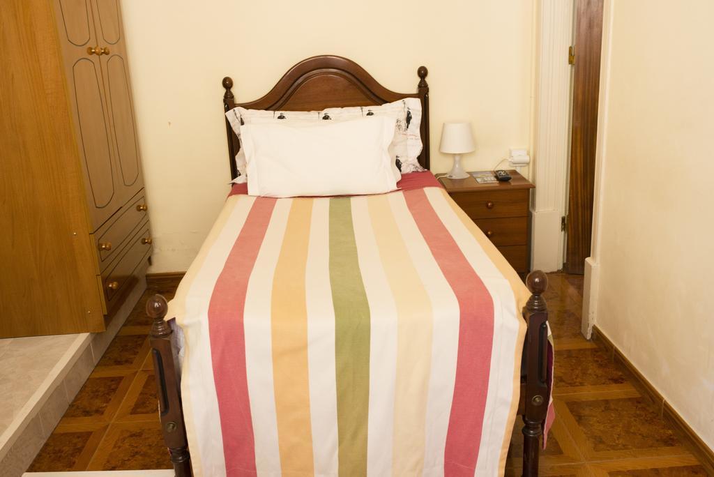 Single Room,217478735:JPEG