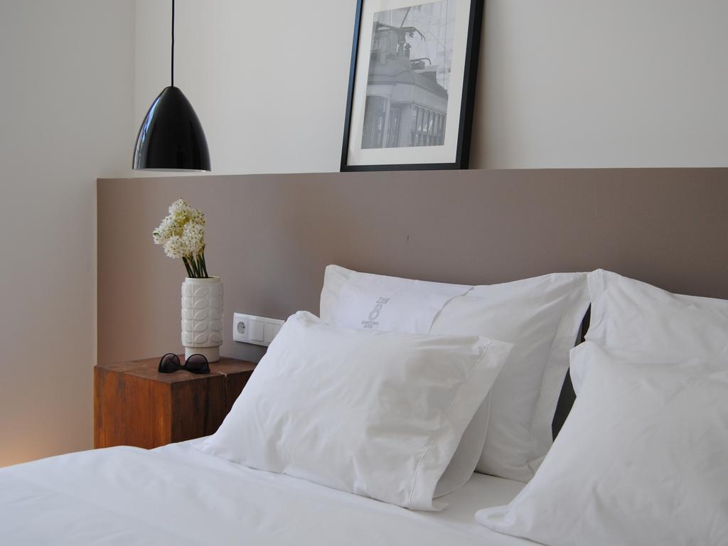 Quarto Premium com Cama de Casal ou 2 de Solteiro