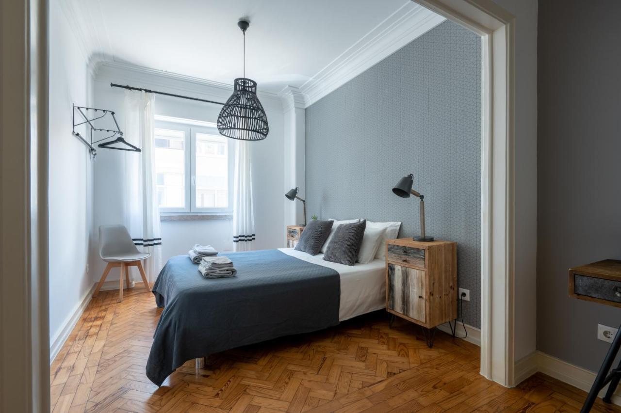 Quarto Duplo Superior com Casa de Banho Partilhada