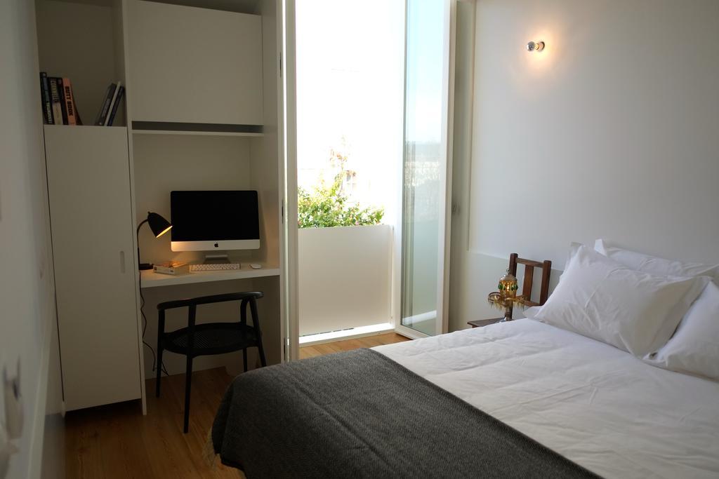 Quarto Duplo com Vista Piscina
