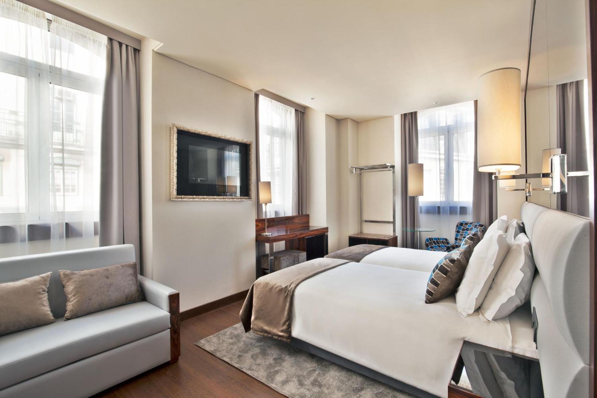 Quarto Executivo com 2 Camas de Solteiro