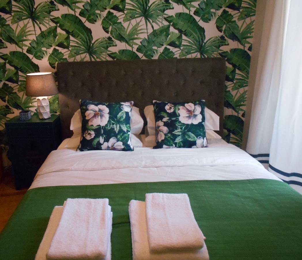 Quarto Duplo com Banheiro Compartilhado