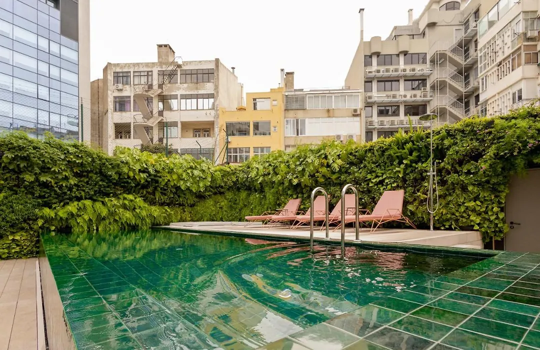 Luster Hotel-1